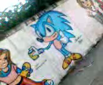 Grafite do Sonic na cidade de São Paulo/SP, enviado pelo Gabriel Azevedo. O local é a caminho do Shopping Plaza Sul, numa escola que fica na Av. Cursino.